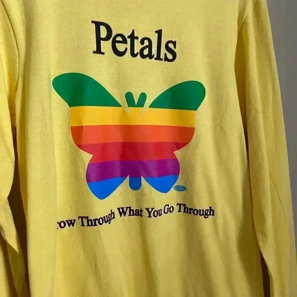 Petals &‎ Peacocks Long Sleeve T-shirt Yellow Size Small - Picture 6 of 13
